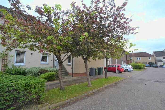 2 Bedroom Flat To Rent In South Gyle Road, Edinburgh, EH12