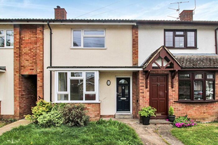 2 Bedroom Terraced House For Sale In Groveside, Henlow, SG16