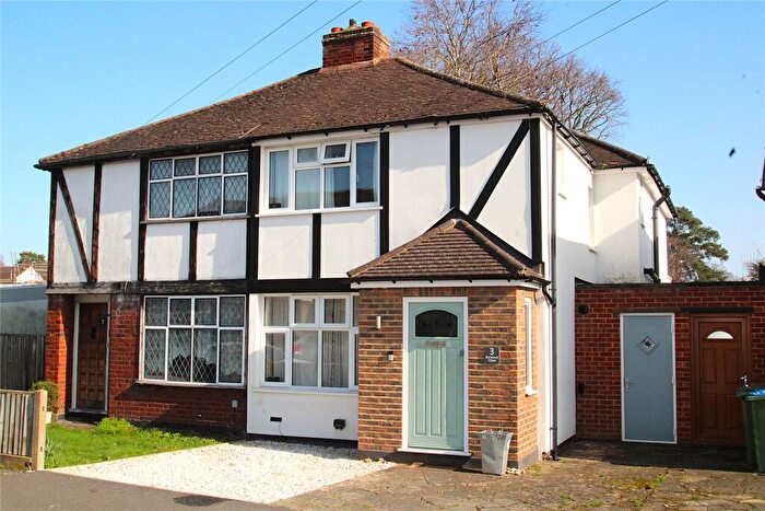 3 Bedroom Semi Detached House For Sale In Burwood Close, Hersham, KT12