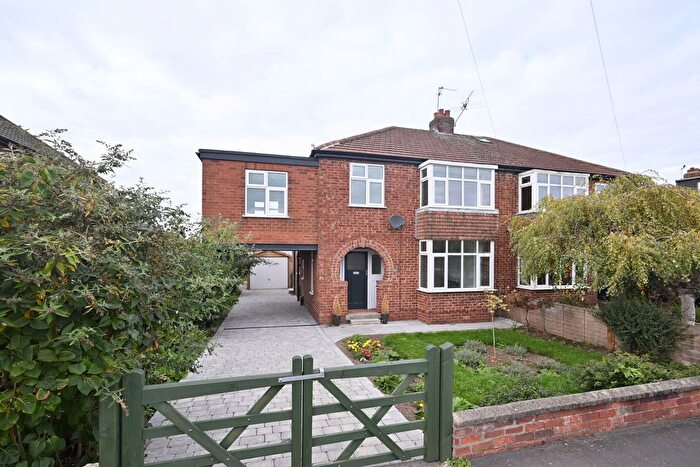 4 Bedroom Semi-Detached House To Rent In Whitcliffe Crescent, Ripon, HG4