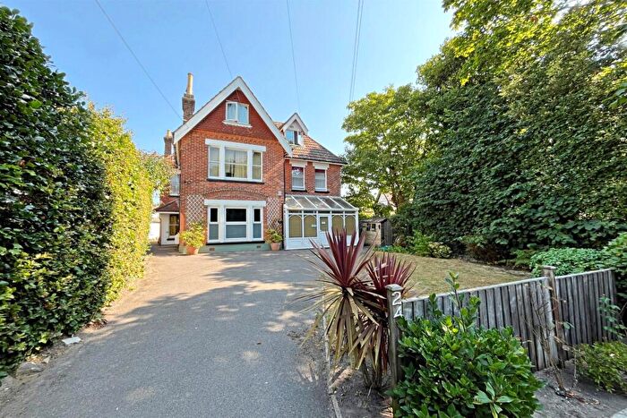 1 Bedroom Flat To Rent In Boscombe, BH1