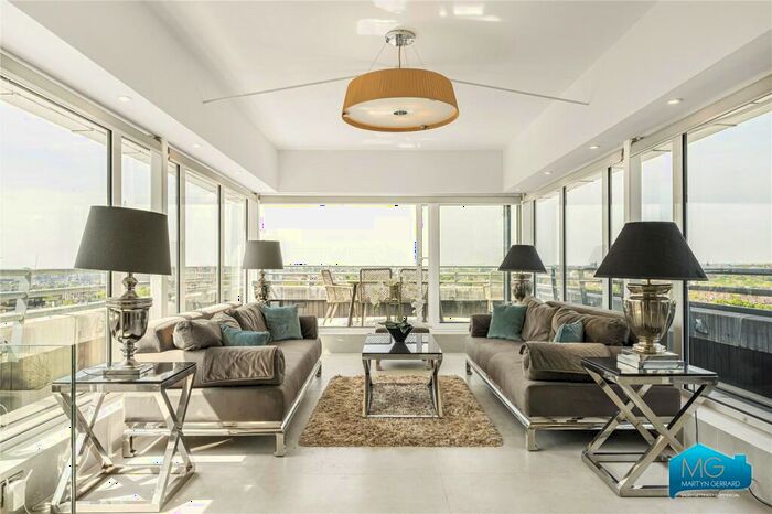 3 Bedroom Apartment To Rent In St. Johns Wood Park, London, Camden, NW8