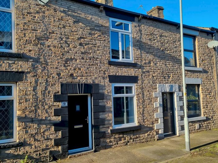 2 Bedroom Terraced House To Rent In Atherton Street, Springhead, Oldham, OL4