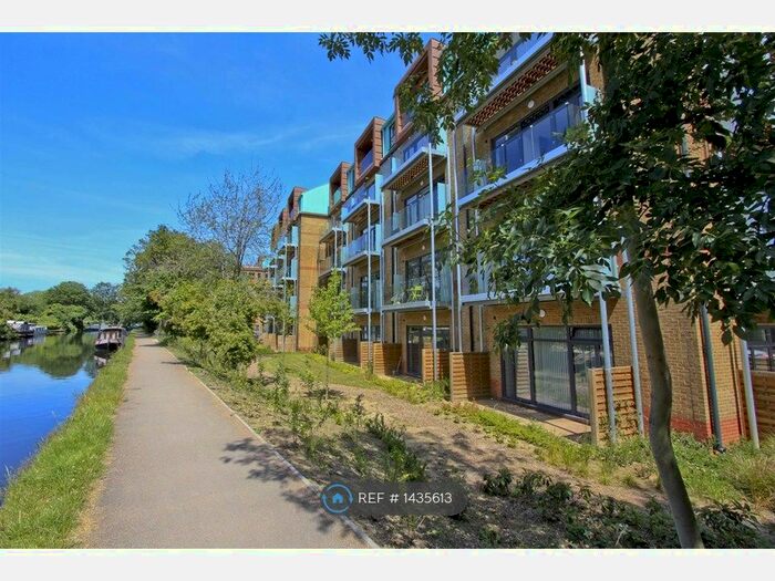 Studio To Rent In Jessop Court, Uxbridge, UB8