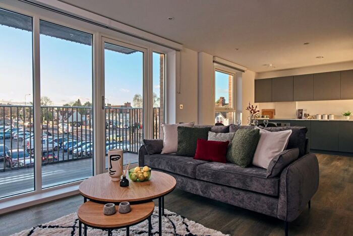 2 Bedroom Flat To Rent In Westminster Way, Oxford, OX2