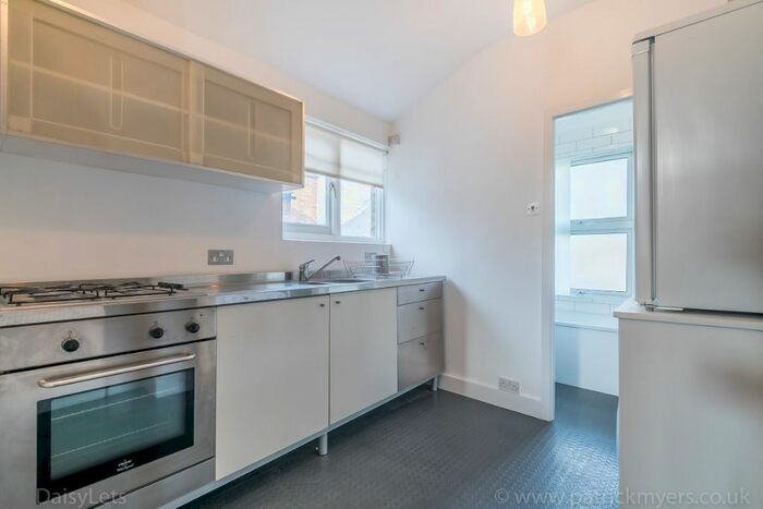 1 Bedroom Flat To Rent In Upland Road, East Dulwich, London, SE22