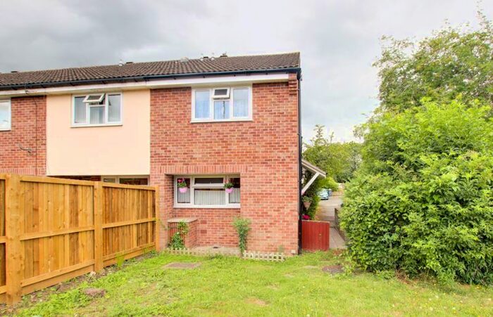 2 Bedroom Terraced House To Rent In Hayes Close, Trowbridge, BA14