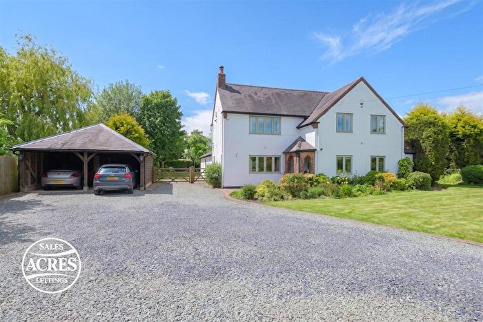 5 Bedroom Detached House For Sale In Green Lane, Middleton, B78