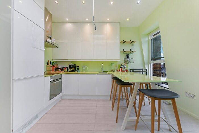 1 Bedroom Flat To Rent In Netherwood Road, W14