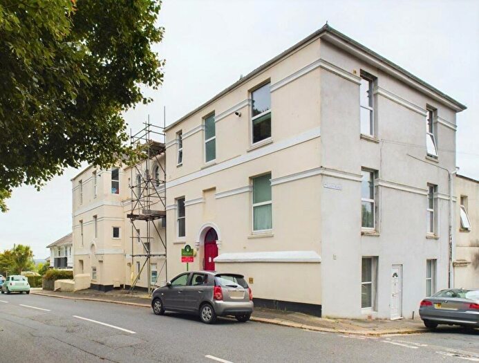 1 Bedroom Flat To Rent In Flat Dunlewey House Seymour Road, Plymouth, Devon, PL3