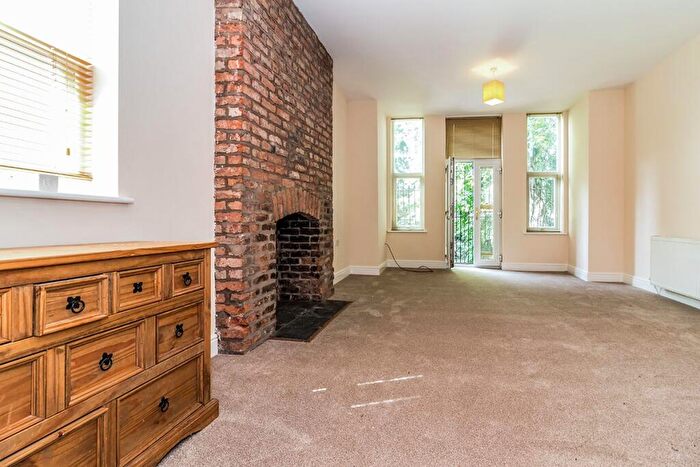 2 Bedroom Apartment To Rent In Seymour Grove, Manchester, M16