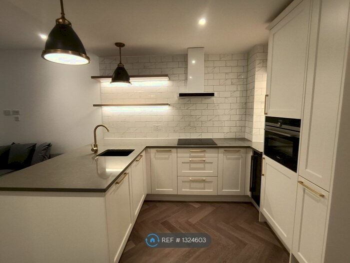 1 Bedroom Flat To Rent In Cashmere Wharf London Docks, London E1W