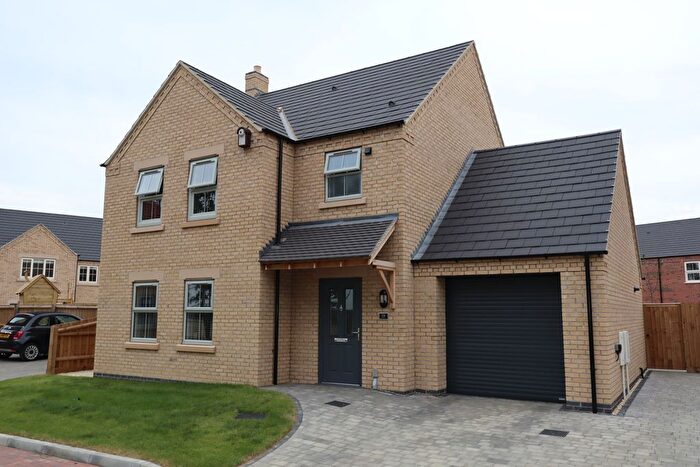 3 Bedroom Detached House For Sale In Kirton Road, Metheringham, LN4
