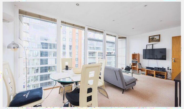 1 Bedroom Flat To Rent In Western Gateway, London, E16