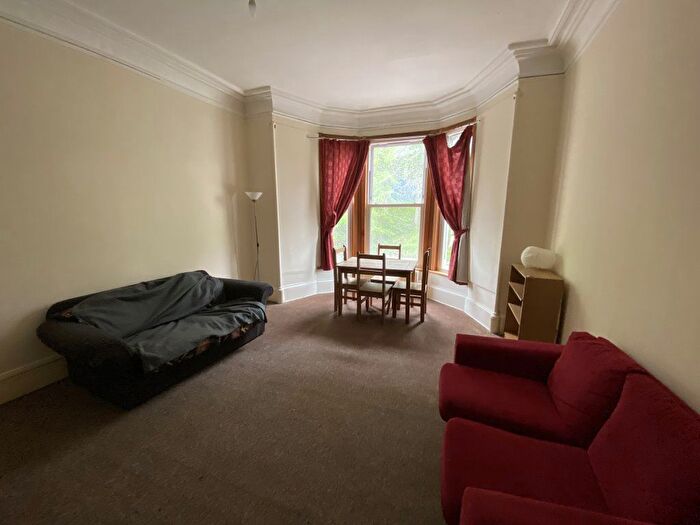 3 Bedroom Flat To Rent In Garland Place, Dundee, DD3