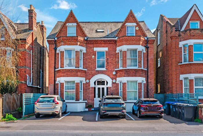 2 Bedroom Flat To Rent In Worple Road, Wimbledon, London, SW19