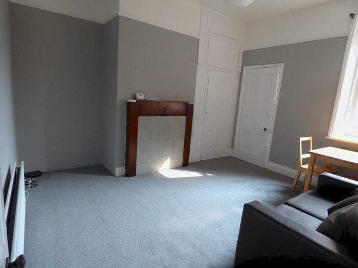 2 Bedroom Flat To Rent In Cartington Terrace, Heaton, Newcastle Upon Tyne, NE6