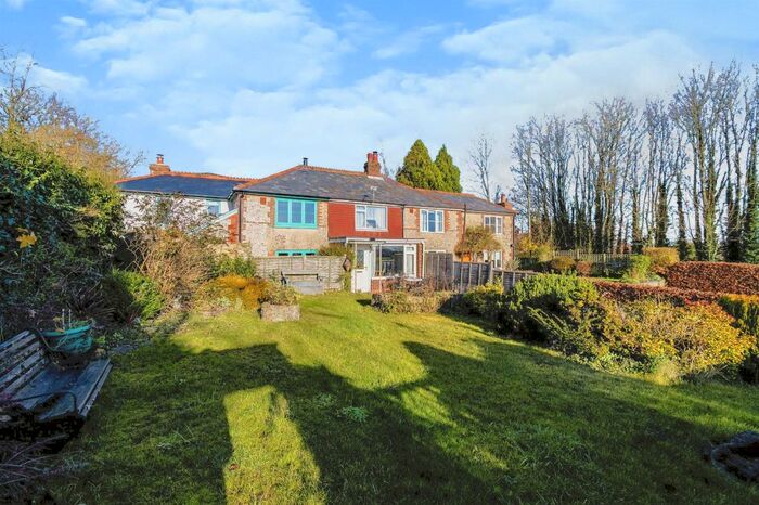 2 Bedroom Property For Sale In Pitcot Lane, Owslebury, Winchester, SO21