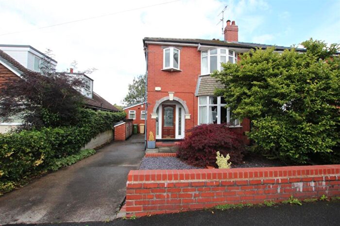 3 Bedroom Semi-Detached House For Sale In Heaton Avenue, Bolton, BL1
