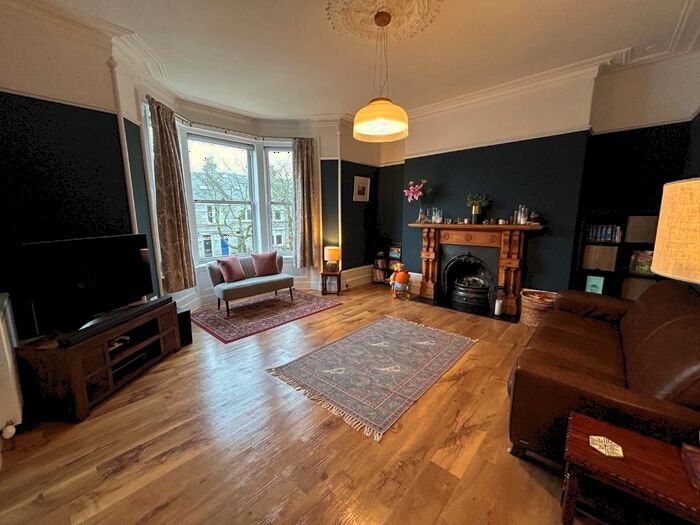 4 Bedroom Flat To Rent In Devonshire Road, West End, Aberdeen, AB10
