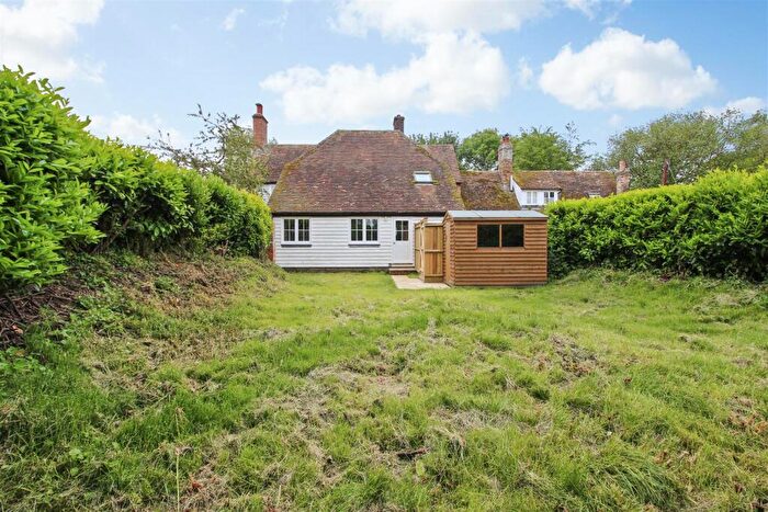 2 Bedroom Bungalow To Rent In Ash, Canterbury, Kent, CT3