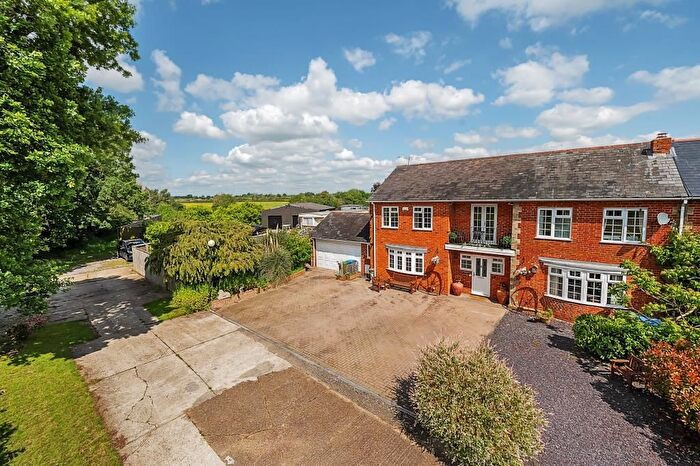 5 Bedroom Semi-detached House For Sale In Ascot, Warfield, RG42