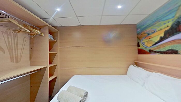 Studio To Rent In Regent Street, Leeds, LS2