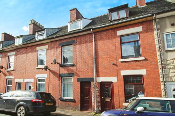 4 Bedroom Terraced House To Rent In Chorley Street, Leek, Staffordshire, ST13