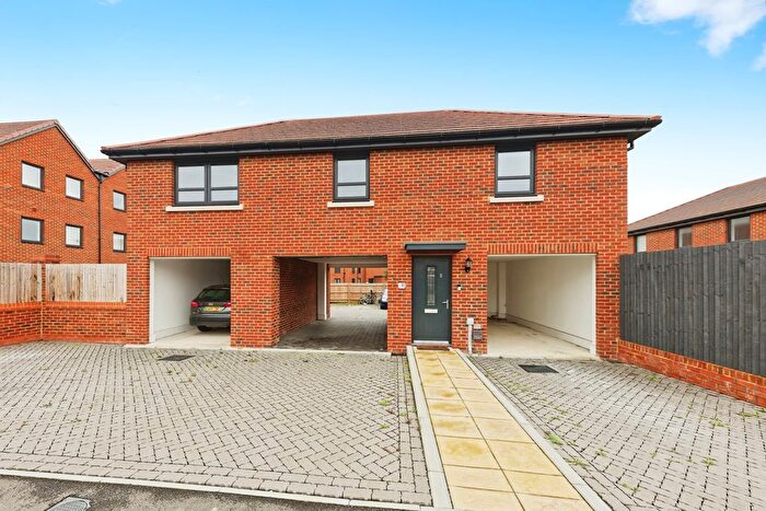 2 Bedroom Detached House For Sale In Market Garden Close, Ramsgate, Kent, CT12