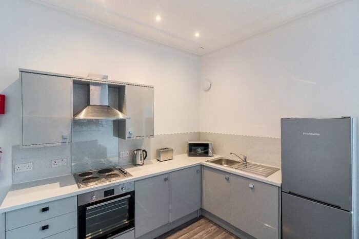 2 Bedroom Flat To Rent In Dudhope Crescent Road, City Centre, Dundee, DD1