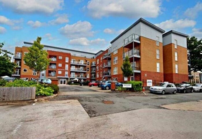 2 Bedroom Flat For Sale In Studio Way, Borehamwood, Hertfordshire, WD6