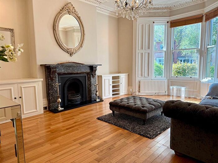 2 Bedroom Flat To Rent In Haldane Terrace, Jesmond, Newcastle Upon Tyne, NE2