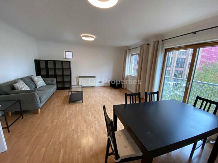 2 Bedroom Apartment To Rent In Bridgewater Bank, Great Bridgewater Street, M1