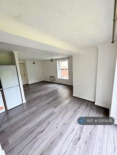 1 Bedroom Flat To Rent In Arches Road, Southampton, SO15