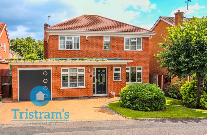 4 Bedroom Detached House To Rent In Archer Crescent, Wollaton, Nottingham, NG8