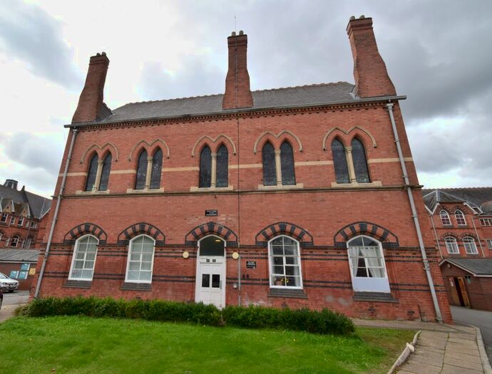 2 Bedroom Flat To Rent In Grosvenor Gate, Humberstone, Leicester LE5