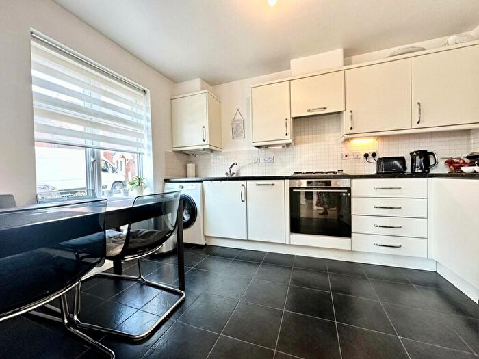 3 Bedroom Terraced House To Rent In Stowe Drive, Rugby, CV22