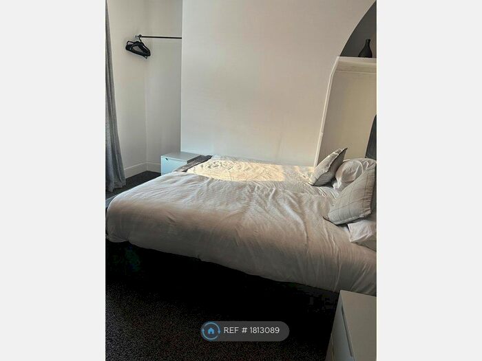 3 Bedroom Terraced House To Rent In Maurice Street, Manchester, M6