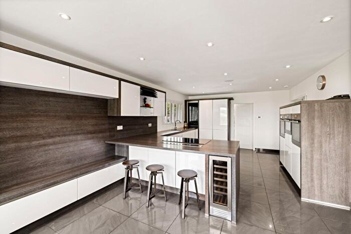 4 Bedroom Detached House For Sale In Canterbury Road, Lydden, Dover, CT15