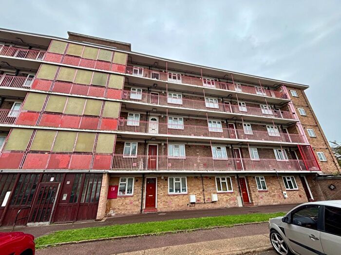 1 Bedroom Flat To Rent In Wythenshawe Road, Ellen Wilkinson House Wythenshawe Road, RM10