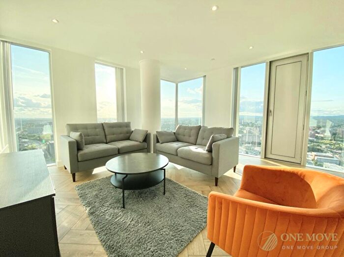 3 Bedroom Flat To Rent In Elizabeth Tower, Manchester, M15