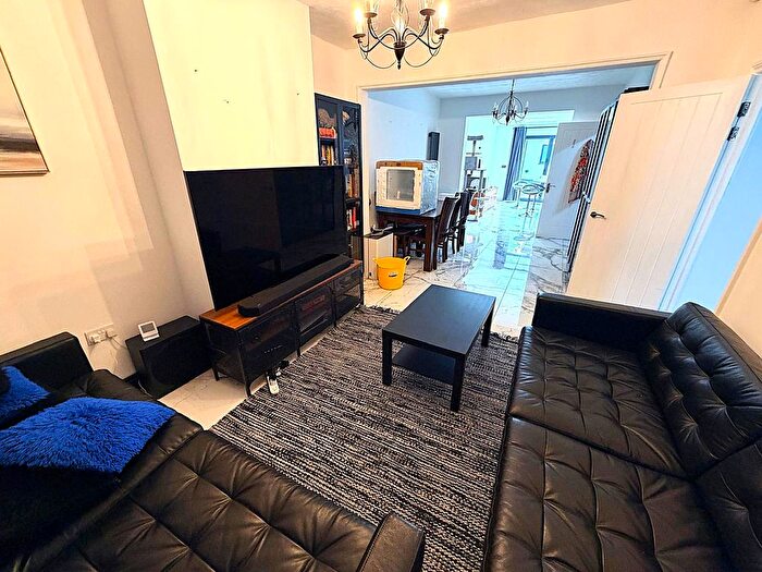 5 Bedroom Terraced House To Rent In Westminster Gardens, Barking, IG11