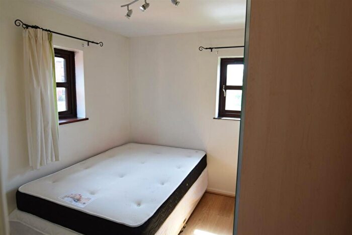 1 Bedroom Flat To Rent In Craven Court, Craven Lane, Southam, CV47