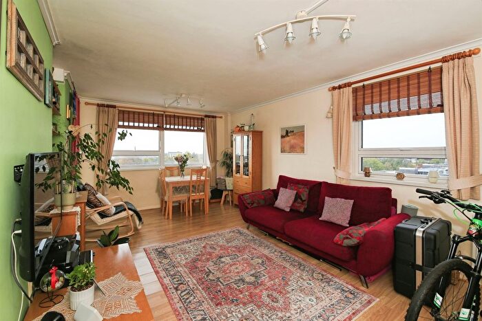 2 Bedroom Flat For Sale In St. Marys Court, Peterborough, PE1