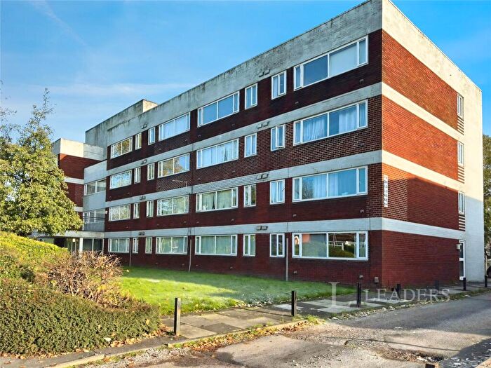 1 Bedroom Flat To Rent In Holland Road, Manchester, Greater Manchester, M8