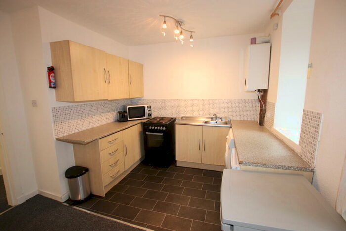 1 Bedroom Flat To Rent In Blackness Street, West End, DD1