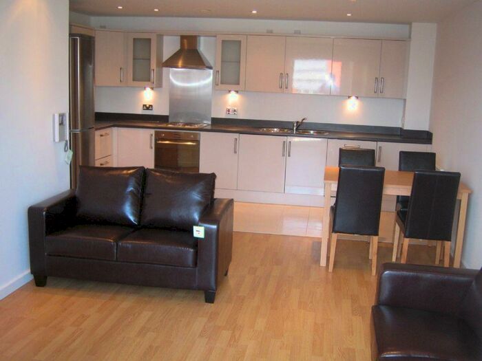 2 Bedroom Apartment To Rent In Masshouse Double Bed With Balcony & Parking, B5