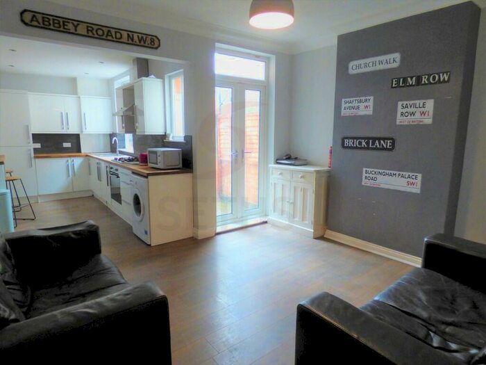 4 Bedroom Terraced House To Rent In Noel Street, Leicester, LE3
