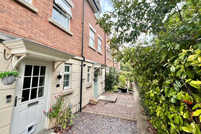 3 Bedroom Terraced House For Sale In Smithers Close, Stapeley, Nantwich, Cheshire, CW5