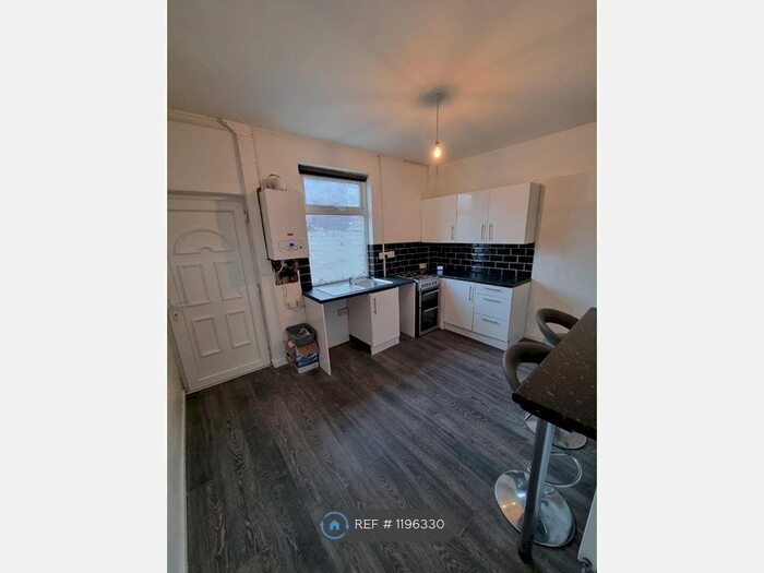 2 Bedroom Terraced House To Rent In Gerrard Street, Kearsley, Bolton, BL4